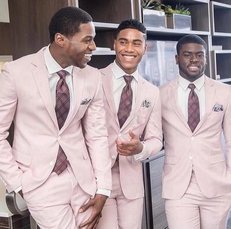 Blush Groomsmen, Pink Suit Men, Pink Groomsmen, Slim Fit Groom Suit, Tuxedos For Wedding, Groom Tuxedo Wedding, Wedding Groomsmen Attire, Dusty Pink Weddings, Groom Suits