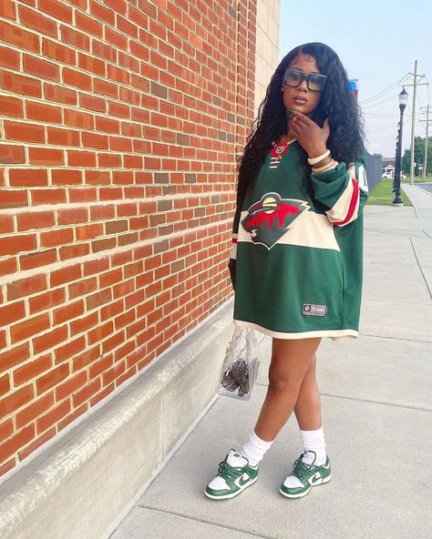 HBCU DRIP on Instagram: “🚦@sogorgeous__tate — “I ain’t never stressed to be up next, I’ll wait my turn”” Cute Outfits Black Women Street Styles, Hbcu Drip, Hbcu Outfits, Your Future Is Bright, Hbcu Fashion, Ut Football, College Gameday Outfits, Homecoming Outfit, Nba Game