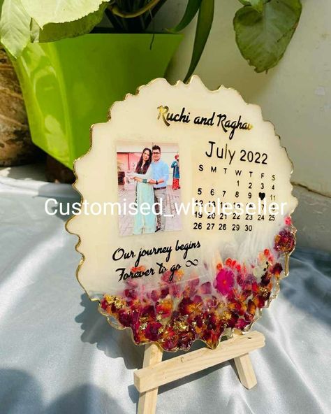 Resin Marriage Gift, Resin Art Marriage Frame, Resin Wedding Gifts For Bride And Groom, Resin Birthday Frame, Resin Photoframe Ideas, Couple Resin Art, Resin Wedding Frame, Resin Art Photo Frame For Couple, Resin Art Photo Frame