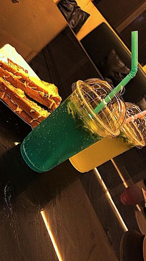 Snap Video, Night Story, Good Night Story, Food Snap, Foodie Instagram, Night Food, Alcohol Aesthetic, Food Drink Photography, Delicacy Food