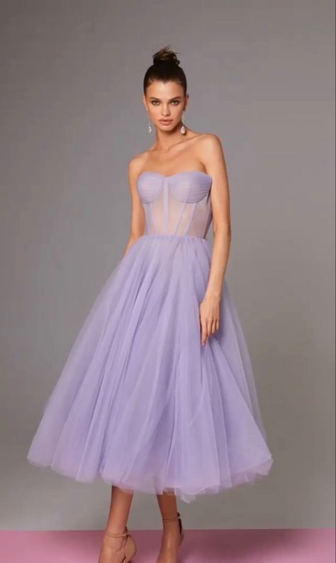 Ethereal Gowns, Evening Dresses Uk, Haute Couture Gowns, Sewing Clothes Women, Pretty Prom Dresses, Couture Gowns, Glam Dresses, Wedding Party Dresses, Classy Dress