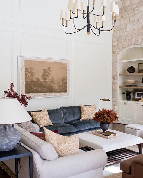 WHITTNEY PARKINSON DESIGN (@whittneyparkinson) • Instagram photos and videos Whittney Parkinson Design, Whittney Parkinson, Architecture Renovation, English Farmhouse, Flip Ideas, Minimalist Living Room Decor, Family Rooms, Cheap Decor, Minimalist Living