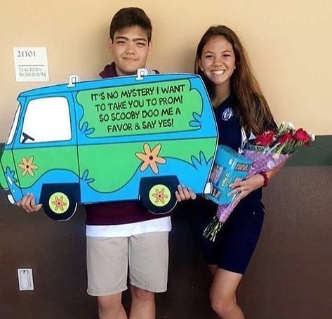 Girl Ask Guy, Creative Prom Proposal Ideas, Sadies Proposal, Cute Hoco Proposals, Sadie Hawkins Dance, Prom Invites, Homecoming Poster Ideas, Formal Proposals, School Dance Ideas