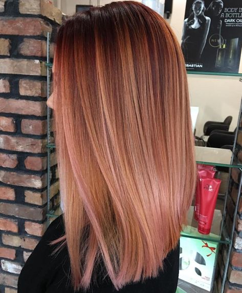 Straight Hair with Rosy Highlights Rose Gold Bayalage, Blorange Hair, Subtle Hair Color, Trendy Fall Hair Color, Balayage Straight, Gold Balayage, Balayage Straight Hair, Rose Gold Balayage, Gold Hair Colors