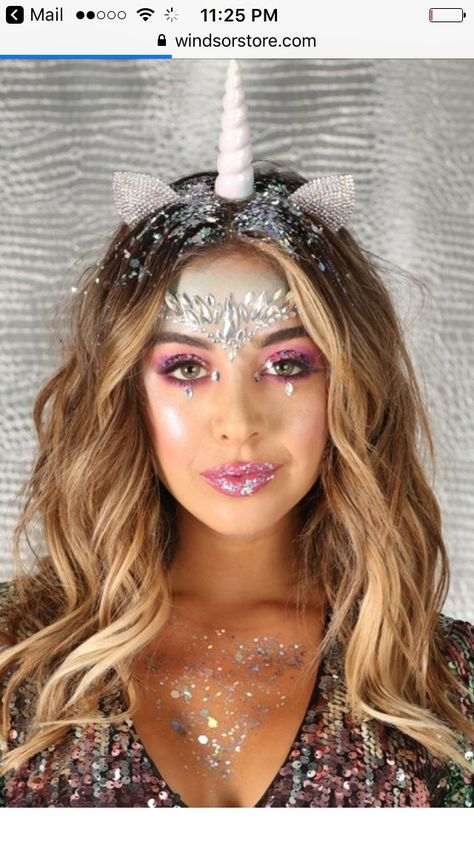 Unicorn Costume Women's, Hippie Wedding Hair, Diy Karneval, Diy Unicorn Costume, Unicorn Makeup Halloween, Masquerade Ideas, Unicorn Halloween Costume, Festival Makeup Glitter, Fantasy Fest