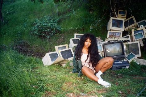 Sza Ctrl Aesthetic, Ctrl Aesthetic, Laboratory Party, Sza Album Cover, Ctrl Sza, Sza Aesthetic, Musical Elements, Sza Singer, Sza Ctrl