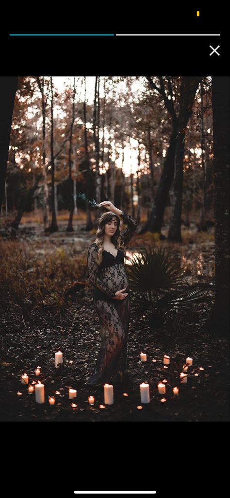 Halloween Inspired Maternity Photos, Pagan Maternity Photos, Creepy Maternity Pictures, Goth Maturnity Shoot, Halloween Maternity Shoot Ideas, Gothic Maternity Dress, Halloween Themed Maternity Shoot, Witchy Newborn Photos, Horror Maternity Shoot