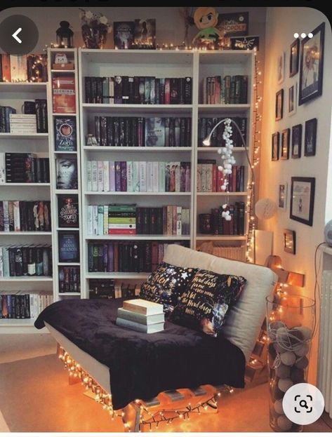 House Library Ideas Cozy, Cozy Library Room Ideas Book Nooks, Home Office Library Ideas Cozy, Readers Bedroom, Bookish Office, Book Corner Ideas Bedroom Cozy Nook Reading Areas, Bookish Bedroom, Book Corner Ideas Bedroom, Cozy Home Library