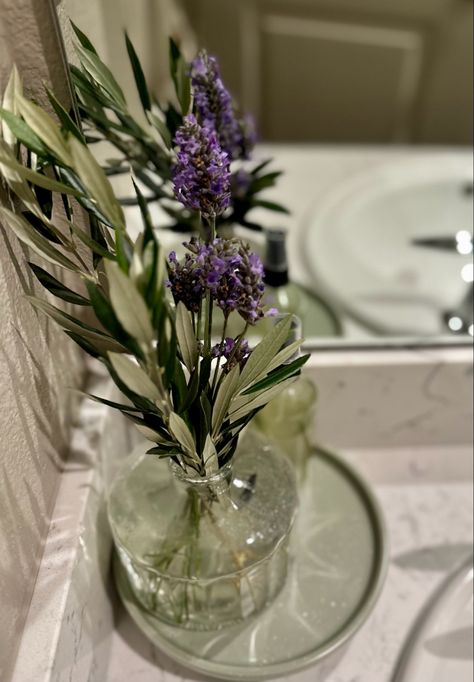 Natural Lavender and olive tree cuttings decor. Sweet and simple. Sage Decor, Olive Wedding, Wedding Reception Table Decorations, Lavender Sage, Wedding Table Flowers, Wedding Reception Tables, Olive Leaf, Lavender Wedding, Reception Table