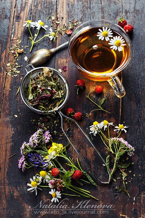 Pinterest // Zoe Green Tea And Flowers, Reiki Massage, Medicine Chest, Health Spa, Yerba Mate, Valerian, A Cup Of Tea, My Cup Of Tea, Flower Tea