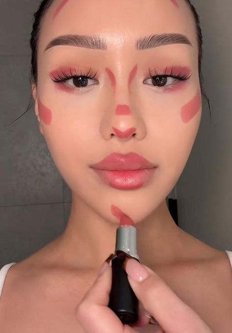 Full Face One Lipstick Makeup Goes Viral Long Face Makeup, Brown Matte Lipstick, Feminine Makeup, Too Faced Lipstick, Glowing Skin Mask, Artist Tips, Matte Skin, Full Makeup, Makeup Artist Tips