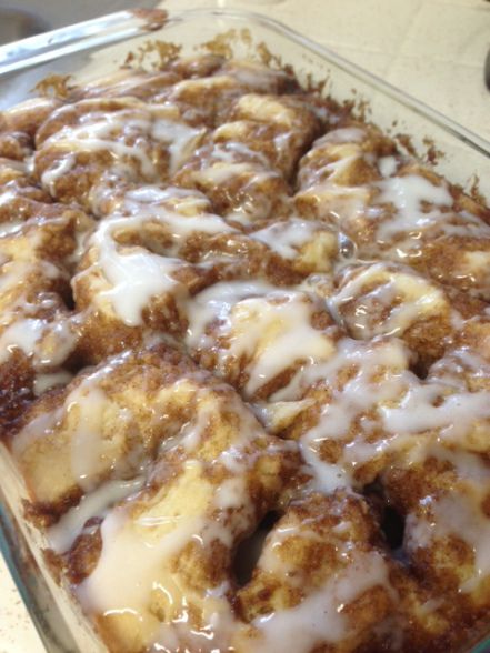 Cinnamon Roll Coffee Cake, Cinnamon Roll Coffee, Cinnamon Bun Cake, Coffee Cake Recipes Easy, Savory Cakes, Cinnamon Roll Recipe Homemade, Cinnamon Coffee Cake, Cinnamon Cake, Breakfast Sweets