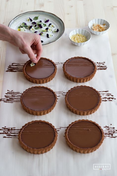 Dark Chocolate Tart, Ginger Caramel, Chocolate Tarts, Dessert Restaurants, Chocolate Crust, Tart Dessert, Catering Food, Tiny Food, Chocolate Tart