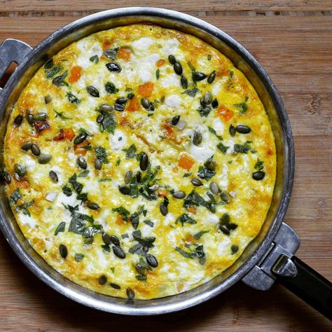 Frittata - butternut squash Butternut Squash Feta, Butternut Squash Frittata, Squash Frittata, Feta Frittata, Butternut Squash Spinach, Tomatoes And Feta, Butternut Squash Cubes, Time Of Day, Pumpkin Seeds