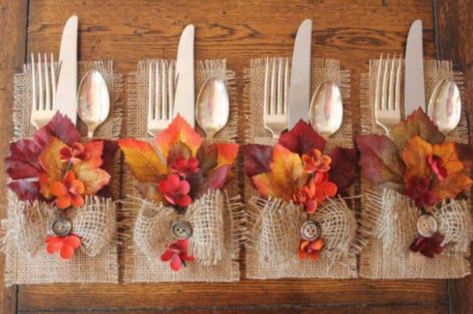 Thanksgiving Turkey Treats, Simple Thanksgiving Table Decor, Simple Thanksgiving Table, Diy Halloween Dekoration, Easy Diy Thanksgiving, Thanksgiving Candy, Fun Thanksgiving Crafts, Thanksgiving Kids Table, Thanksgiving Dinner Table