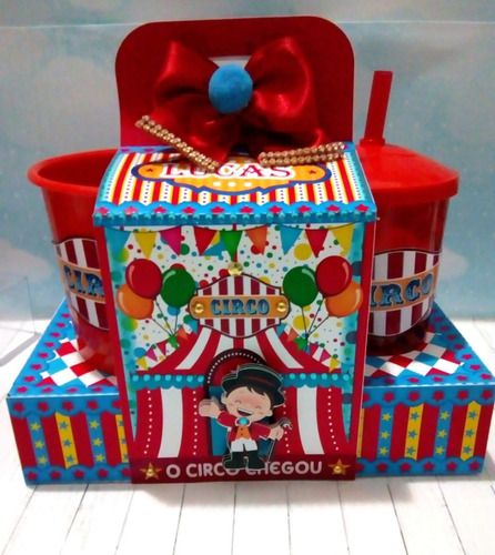 Lembrancinha - 10 Kits Cinemas - Circo Menino Kit Cinema, Party Kits, Press Kit, Paper Toys, Lucca, Gingerbread House, Gingerbread, Gift Wrapping