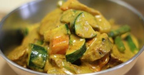 Curry Meals, Sausages Recipe, Curried Sausages, Curry In A Hurry, 20 Minute Dinners, Sausage Dishes, Family Meal Planning, Curry Dishes, Savoury Recipes