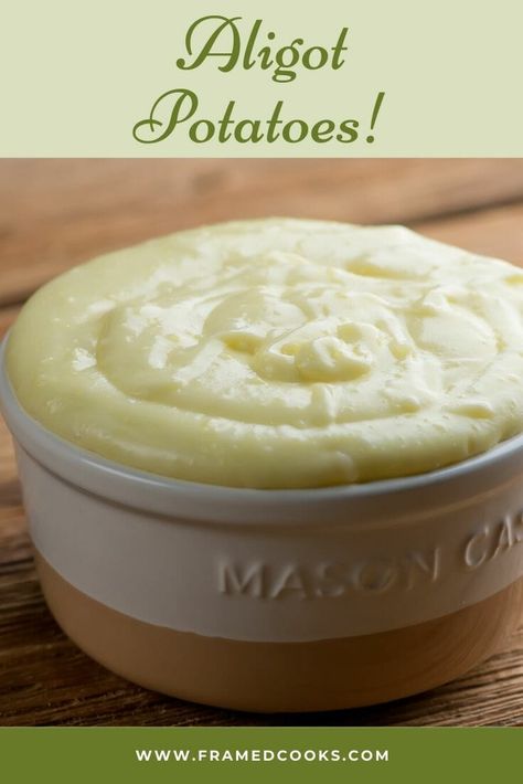 Aligot Potatoes, Aligot Recipe, Recipe For Potatoes, Veggie Recipes Easy, Thanksgiving Sidedish, The Best Mashed Potatoes, Crema Recipe, Mash Potato, Homemade Mashed Potatoes