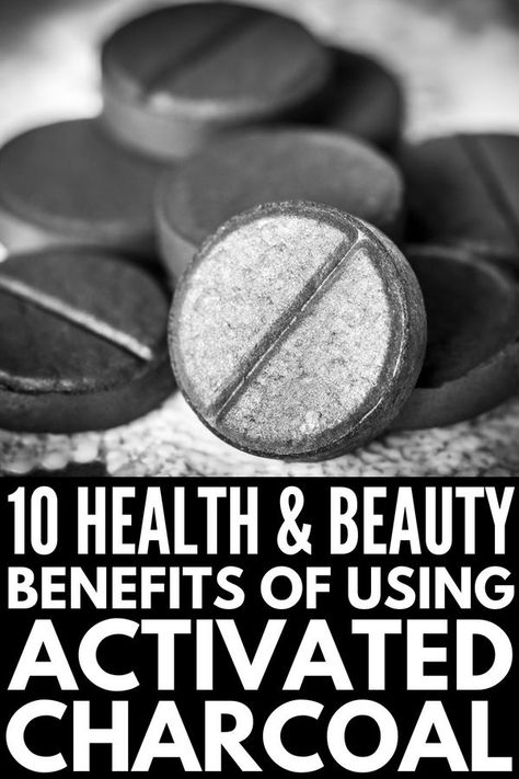 10 Uses for Activated Charcoal | From whitening teeth and improving acne, to soothing digestive issues like bloating, gas, and the stomach flu, to helping you detox after a hangover (or for weight loss!), we’re sharing 10 health and beauty benefits of activated charcoal. Check out our tips for creating an activated charcoal face mask, a whitening toothpaste, a lemonade detox drink, a soothing smoothie, and so much more! #naturalremedies #activatedcharcoal #acne #homeremedies Uses For Activated Charcoal, Benefits Of Activated Charcoal, Activated Charcoal Face Mask, Detox Lemonade, Activated Charcoal Benefits, Eyeshadow Basics, Whitening Teeth, Charcoal Face Mask, Prom Makeup Looks