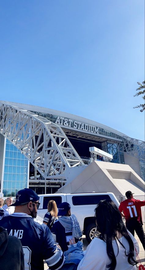 Football Aesthetic, Cowboys Stadium, Sydney Harbour Bridge, Dallas Cowboys, Dallas, Football, Quick Saves, American Football