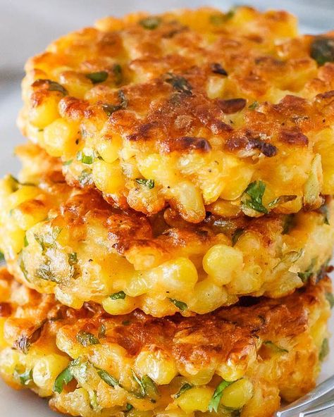 BBQ Ideas Bbq Side Dish Recipes, Corn Fritter Recipes, Bbq Side Dishes, Fritters Recipe, Doner Kebab, Vegetarian Thanksgiving, Bbq Sides, Easy Bbq, Side Dishes For Bbq