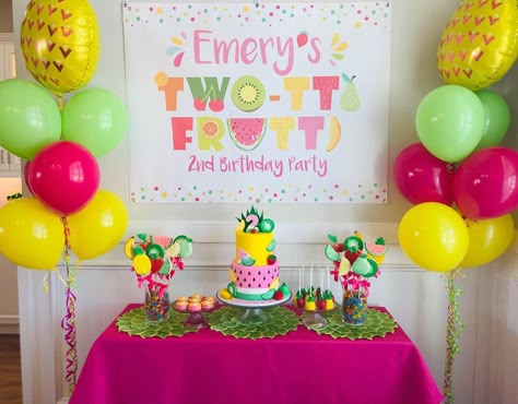 Twotti Fruity Birthday Cake, Tootie Fruity Birthday Cake, Tooty Fruity Birthday Cake, Twotii Fruitii, Tooty Fruity Birthday, Tutty Fruity Birthday Party, Twoti Fruiti Birthday Food, Twotti Fruitti, Fruity Party