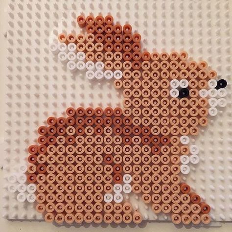 Rabbit cross stitch. Easy Perler Bead Patterns, Melty Bead Patterns, Fuse Bead Patterns, Hama Beads Design, Perler Bead Templates, Perler Crafts, Hama Bead, Motifs Perler, Hama Beads Patterns