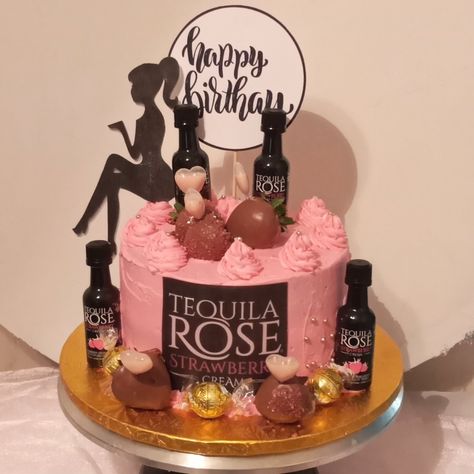 Tequila Rose Cake, Tequila Rose, 25th Birthday Cakes, Adult Birthday Cakes, Moms Birthday, Communion Cakes, Beautiful Birthday Cakes, Creative Birthday, Personalized Cakes