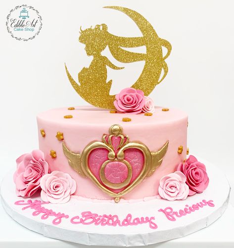 Sailor Moon Birthday Ideas, Sailor Moon Wedding Cake, Sailor Moon Cake Ideas, Sailor Moon Balloon Decoration, Pastel Sailor Moon, Sailormoon Birthdays, Birthday Cake Sailor Moon, Sailor Moon Cakes, Sailor Moon Party