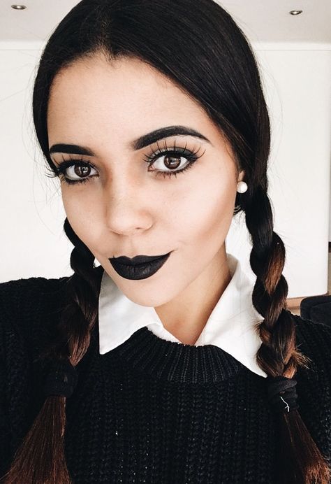 Merlina Adams Makeup, Wendsday Addams Costume, Wednesday Make Up, Wednesday Addams Make Up, Halloween Costumes Wednesday Addams, Dalmatian Costume Makeup, Wednesday Addams Costume Makeup, Wednesday Makeup, Wednesday Addams Makeup