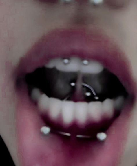 Piercing Setup, Mouth Piercings, 3 Tattoo, Face Piercings, Under Your Spell, Cool Piercings, Grunge Photography, Body Modifications, Attractive People