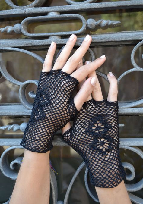 Fingerless Gloves Crochet, Black Lace Gloves, Black Fingerless Gloves, Lace Fingerless Gloves, Gloves Crochet, Fingerless Gloves Crochet Pattern, Crochet Gloves Pattern, Fashion Gloves, Gloves Fashion