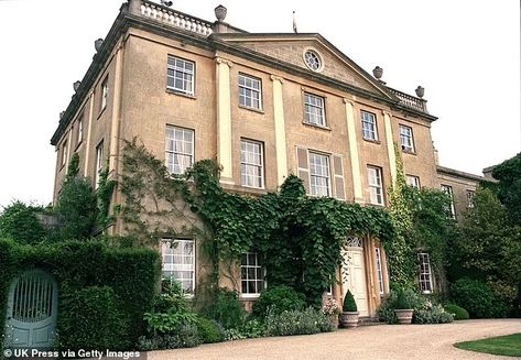 Inside Charles' transformation of Highgrove: When the King bought his Gloucestershire home in 1980, its gardens were a scene of neglect - but the King has turned them into the envy of the world, writes BRIAN HOEY | Daily Mail Online Highgrove House, Angel Strawbridge, Famous Gardens, Holly Tree, Britain Got Talent, Royal Residence, Old Cottage, Queen Mother, Spring Trip