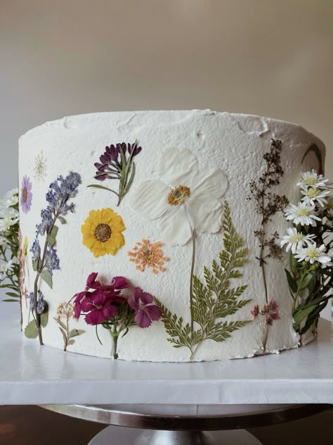 Crumb Coat Cake With Flowers, Wild Flower Wedding Cake, Wild Flower Cake, Wildflower Party Theme, Wild And Onederful, Sophia Cake, Wildflower Cake, Wedding Sheet Cakes, Wildflower Party