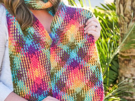 Square Patterns Crochet, Pooling Crochet, Color Pooling, Change Colors In Crochet, Crochet Hack, Variegated Yarn, Lion Brand Yarn, Scarf Crochet Pattern, Square Patterns