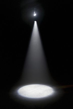 Spot: This is a good example of how intensity can isolate a person or object. This is an extreme example, as no other lights are on. White Lighting, Dark Stage Lighting, Light Shadow Photography, Spotlight On Stage, Theatre Spotlight, Theater Lights, Blackbox Theatre, Dark To Light, Light In Dark