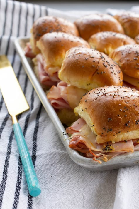 Easy Ham And Cheese Sliders, 5 Star Food, A Bountiful Kitchen, Bountiful Kitchen, Ham Cheese Sliders, Ham Sliders, Cream Cheese Sugar Cookies, Ham And Cheese Sliders, Slider Sandwiches