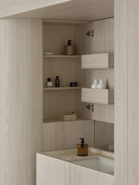 Tranquil Bathroom, Provincial Home, Est Living, Bathroom Space, Wet Rooms, Cabinet Design, Contemporary Interior, Bathroom Medicine Cabinet, Verona