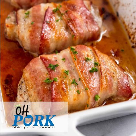 Don’t be fooled, these Maple Bacon Wrapped Pork Chops are so simple to whip up and are a juicy, delicious dinner to make for a weeknight dinner for the family or to wow your guests. Simple to prep and pair well with a number of dinner sides! Ground Pork Tacos, Bacon Wrapped Pork Chops, Mushroom Pork Chops, Bacon Wrapped Pork, Chicken Tenderloin, Zesty Sauce, Quick Food, Pork Loin Chops, Plain Chicken