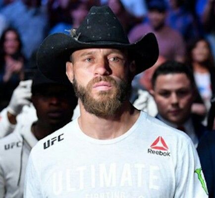 Cowboy Cerrone, Evil Cowboy, Zeke Elliot Cowboys, Donald Cerrone, Donald Cerrone Cowboy, Hot Farmers Cowboys, Cowboy Meme Funny, Ufc, Cowboy Hats