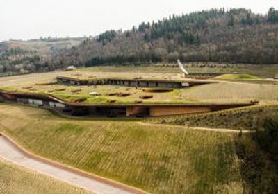 Underground Building, Earth Sheltered Homes, Wine Company, Earth Sheltered, Eco Architecture, Underground Homes, Earth Homes, Green Architecture, Concrete House