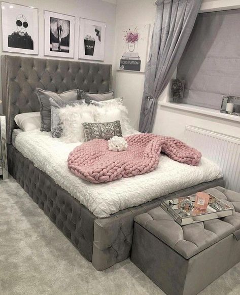 Girl Bedrooms, Luxury Room Bedroom, Glam Bedroom, Classy Bedroom, Bedroom Decor For Teen Girls, Dekorasi Kamar Tidur, Girl Bedroom Designs, Apartment Decor Inspiration