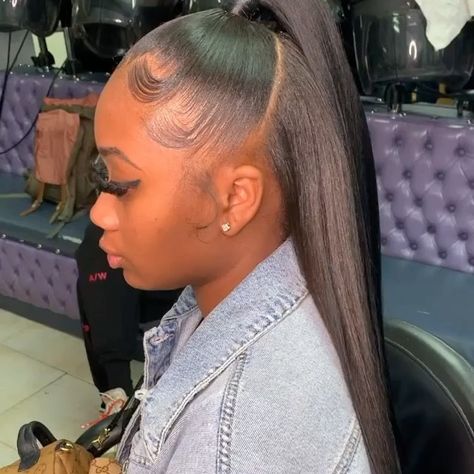 Half Up Half Down Bundles, Shaved Side Hairstyles, Weave Ponytail Hairstyles, Sleek Ponytail Hairstyles, Black Ponytail Hairstyles, Virgin Hair Wigs, Beautiful Wigs, Girls Hairstyles Braids, Hair Ponytail Styles