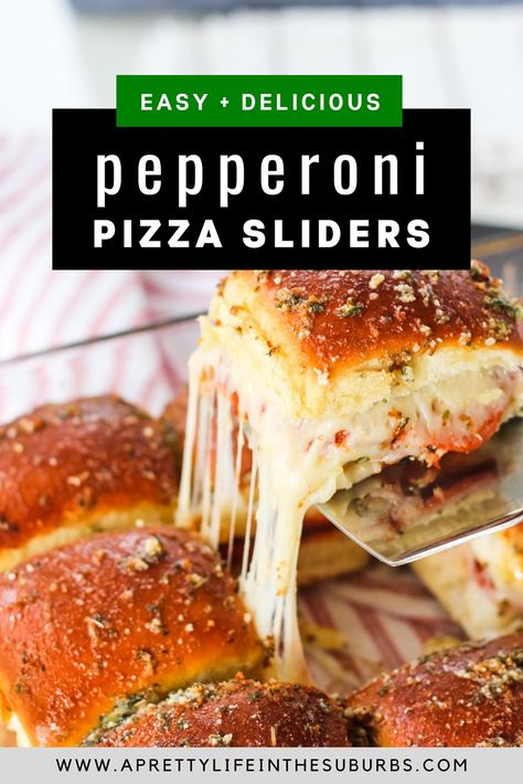 These Easy Pull Apart Pepperoni Pizza Sliders are made with soft buns stuffed full of pepperoni, pizza sauce and ooey gooey cheese, then slathered in delicious garlic butter!  A family and crowd favourite recipe. Pepperoni Sliders, Pizza Buns Recipe, Pepperoni Pizza Sliders, Easy Pepperoni Pizza, Pizza Sliders, Easy Slider Recipes, Pizza Buns, Pizza Slider, Slider Buns