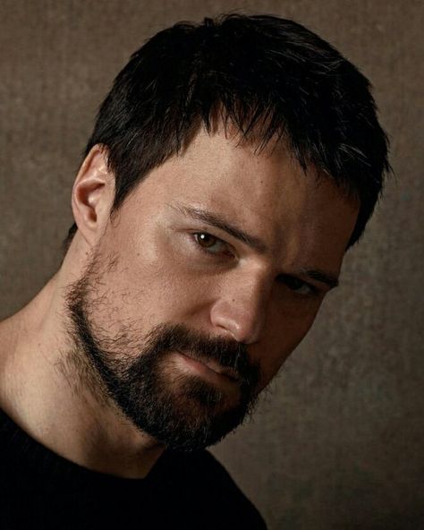 Danila Kozlovsky, Catholic Altar, Vampire Academy, Kingfisher, Fictional Characters