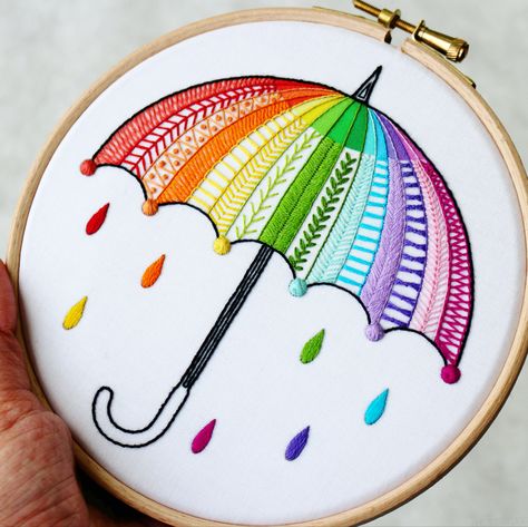 “Let a smile be your umbrella on a rainy day!”☔️😀🌈 #smile #umbrella #rainyday #rainbow #umbrellaembroidery #embroiderysampler #17stitches #embroiderystitches #embroidery #handembroidery #embroideryart #rainbowembroidery #dmcthreads #modernembroidery #stitching #doitfortheprocess #raindrops #etsy #etsyuk #theembroiderycart #diykit #diycrafts #handmade #stickerei #diyembroidery #learnembroidery #beginnerembroidery #bordado #broderie #embroiderykit Feather Stitch Motif, Herring Bone Embroidery Design, Herringbone Embroidery Design, Herringbone Stitch Embroidery Designs, Feather Stitch Embroidery Design, Herringbone Stitch Embroidery, Umbrella Embroidery, Simple Hand Embroidery Designs, Rainbow Umbrella