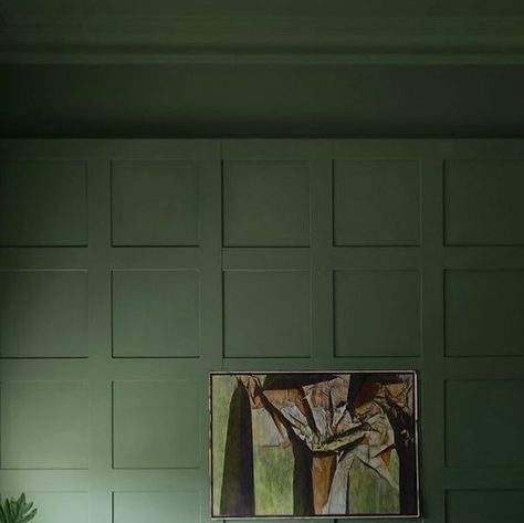 Sophie Cooney Runners on Instagram Green Colour Drenched Bedroom, Farrow And Ball Beverly, Farrow And Ball Wallpaper, Welsh Cottage, Cottage Vibes, Porter Paint, Farrow And Ball Paint, Flat Paint, Farrow And Ball