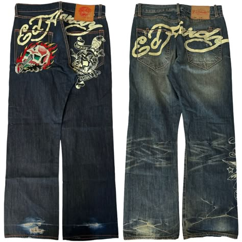 Ed Hardy Baggy Jeans, Ed Hardy Jeans, Sick Clothes, Outfit Inso, Southpole Jeans, Y2k Outfit Ideas, Future Clothes, Baggy Clothes, Fire Fits