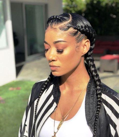 2 braids hairstyles for black women curly hair Side Plaits, Plait Braids, French Braids Black Hair, Plaited Hairstyles, 2 Braids Hairstyles, Trendy We Fryzurach, Two French Braids, Two Braid Hairstyles, 2 Braids