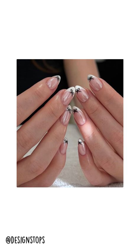 French Tips With Black, Silver French Tips, Christmas Nail Inspo, Minimal Nails, Bow Tutorial, Design Nails, French Tips, Silver Bow, Silver Nails